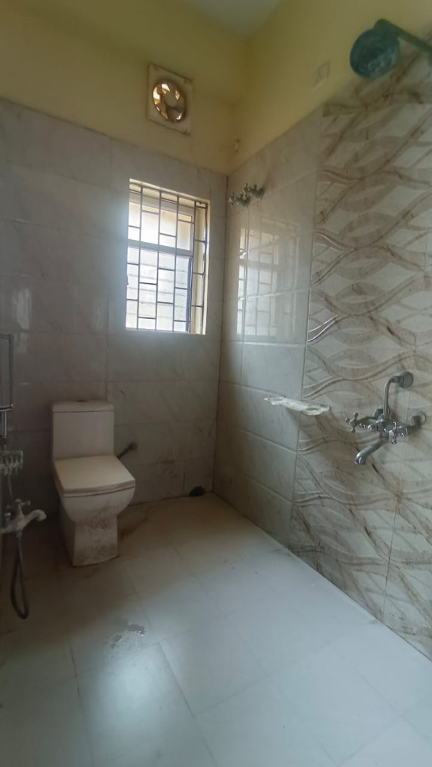 Unfurnished 3bhk in Beltola, Ajanta Path, Survey, Guwahati, Assam, India for Rent